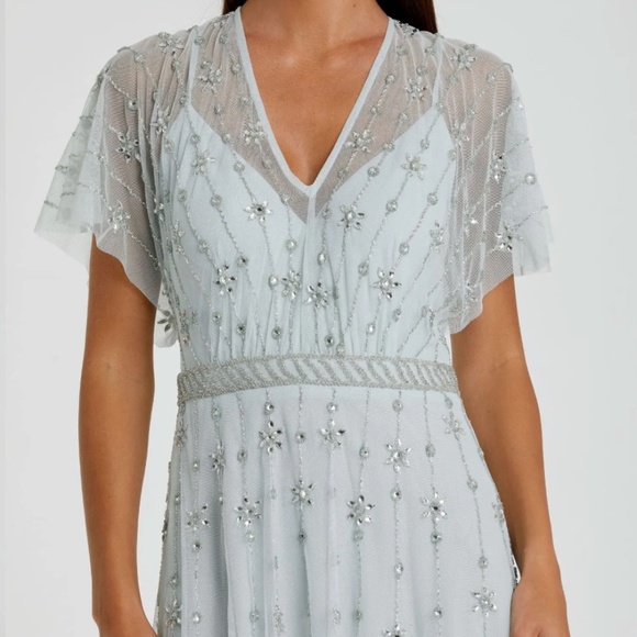 MAC DUGGAL 9223 V-NECK EMBELLISHED FLUTTER SLEEVE A-LINE MIST GOWN sz 8 - Picture 4 of 5